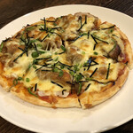 創作ダイニング アタラッシア - 照り焼きチキンPIZZA  1,000円