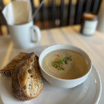 PARKER COFFEE STAND - きのこのポタージュ