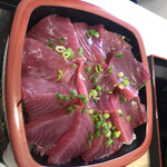 ○屋 - マグロ丼アップ