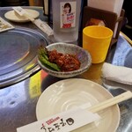 韓国料理 ホンデポチャ - 先行チャンジャ。