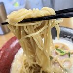 ラーメン おこじょ - 麺