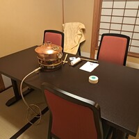 人形町今半 本店 - 個室の椅子です。