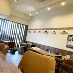 トラットリアイルポッツォ - 店内