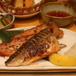 海鮮食堂魚盛 - 鯖と赤魚の焼き魚