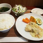 キッチン ブルー グローブ - 銀鱈ポワレ　クラムチャウダーソース