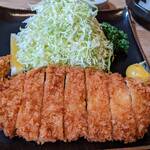 とんかつ専門店 とんくん - ロースかつ定食＋カキフライ