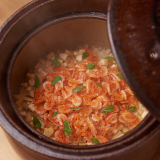 ◆◇Rice pot rice with a taste of the four seasons◇◆