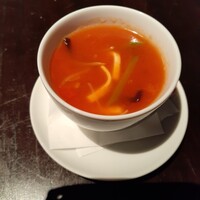 大傳梅梅 - トマトの酸辣湯