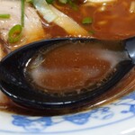 Higashi Naka Chuubou Ken Zou - 魚介系が前面に出た無化調醤油スープ