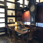 うなぎの 東海亭 - 1階テーブル席