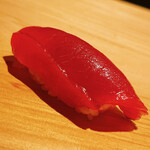 こま田 - 塩釜の赤身。しっとりモッチリ香り良し