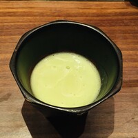 くずし鉄板 あばぐら 神田店 - すりながしそら豆