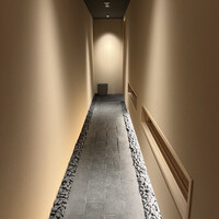 炭火割烹 麻布龍土町 - 