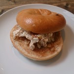 フエ° - くるみたっぷりクリームチーズとマロンクリーム