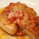 TRATTORIA AL SODO  - 贅沢ランチのメイン料理（豚肩ロースのフレッシュトマトソース）