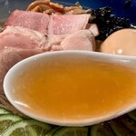 カネキッチン ヌードル - すげー旨い、冷やし醤油スープ