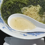 さるびあ丸 - 島海苔塩ラーメンのスープ
            2023年5月13日