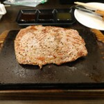Yappari Suteki - ロースステーキ。まさに肉塊