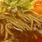 麺屋ここいち 元祖尾張中華そば - 細麺にも、しっかりと絡みつくスープ！