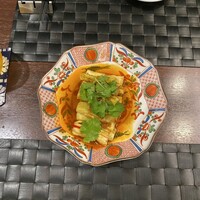 家寶 跳龍門 - #東京カレンダー風味。揚げ浸しの茄子にXO醤。こういうのがいい。