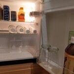土湯別邸 里の湯 - 部屋の冷蔵庫…水、炭酸水、ジュース3種、お茶、ビール！！全て飲み放題です(*^^*)