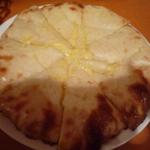 ユー&マタ - チーズナン