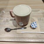 モスバーガー - ミルクティーを¥320-