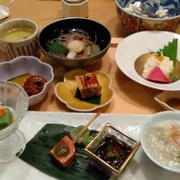 豆富料理と吟醸せいろ蒸し 八かく庵 大阪ステーションシティ店 - 