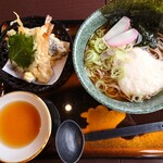 Onsen Shokudou Warowaro - 天ぷら付とろろそばランチ(温)(990円)