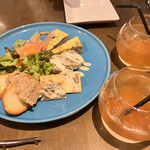 Italiandining PINO - アンティパスト盛り合わせとレモネード