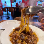 肉バル酒場ViaVia - 黒毛和牛入り ボローニャ風ミートソース