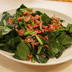 トンテキ食堂8 - ほうれん草とニンニクの芽の温サラダ(650円)