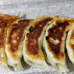 中華大千居 - 【自家製】焼き餃子