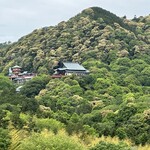 Kakimotoke - 信貴山朝護孫子寺を臨む