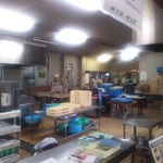 Kompira Udon - 奥には製麺工場が・・・