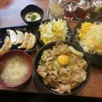 伝説のすた丼屋 - 