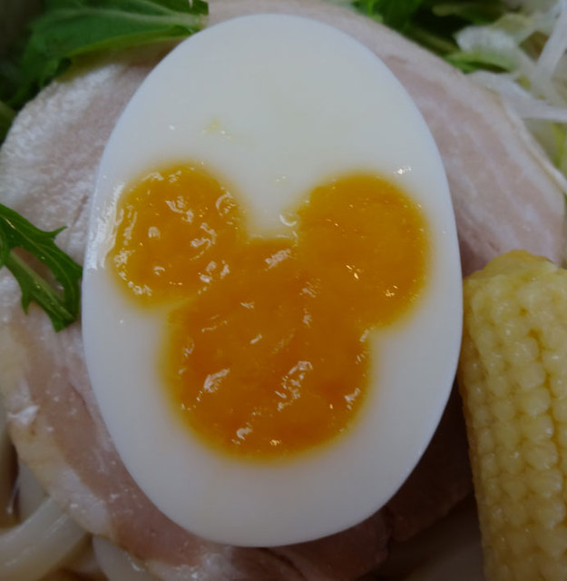 ゆで卵の黄身がミッキーマウス By 麗しののカツカレー 閉店 プラザ レストラン 東京ディズニーランド ステーション 丼もの その他 食べログ