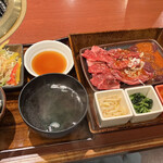 Honkaku Yakiniku Kangen - 