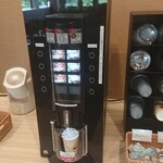 イオンラウンジ - ドリンクバーがありセルフです。