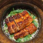 日本料理 柳燕 - 鰻釜飯。先ほどから鰻を炭焼きされていました