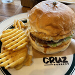 CRUZ BURGERS & CRAFT BEERS - 