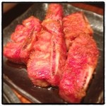 和牛焼肉 匠家 - 骨付き三角バラ