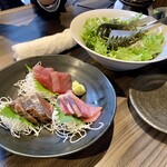 個室居酒屋 和食郷土料理 いち凛 - 4,000円コースは刺身とサラダで始まった。