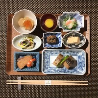 酒肴盛り合わせ