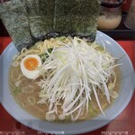 Ipponya - ネギラーメン　930円
                      
                      
                      