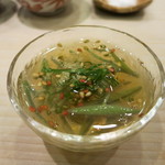 すし匠 - じゅんさい・・大きさがちょうど良い・・。