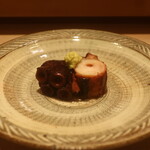 鮨 しみづ - 蛸の桜煮