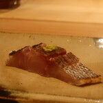 鮨 しみづ - 15日間熟成豊後水道イサキ