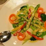 バビットラウンジ - 色とりどりのバーニャカウダ。