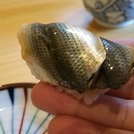 小判寿司 - ちょっと大きめの新子。